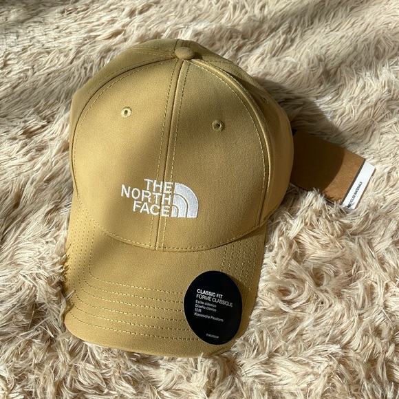 The North Face Other - The North Face Unisex Baseball Hat One Size tan classic fit